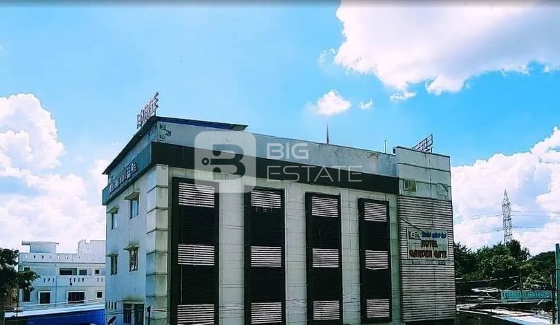 Hotels & Restaurant