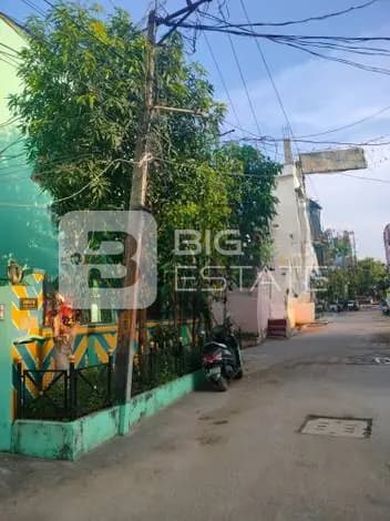 Streetlights in Locality