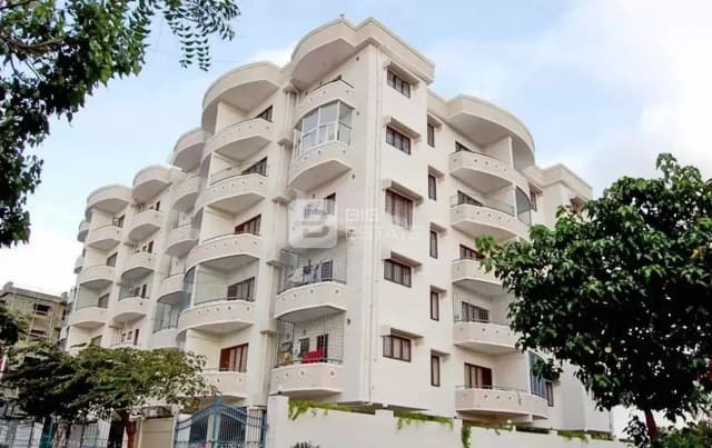 Amulya Plaza