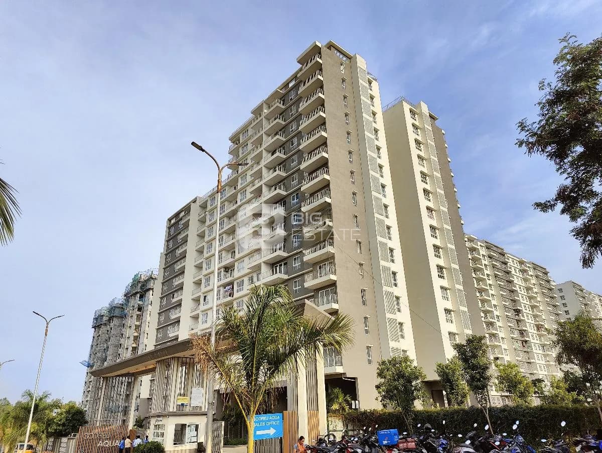 Godrej Aqua 1