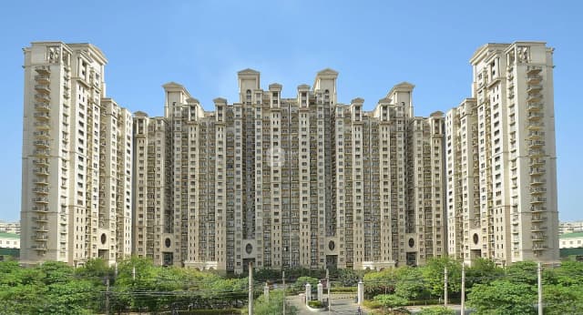 DLF Hamilton Court