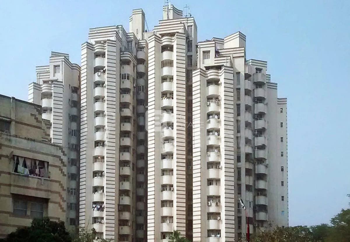Unitech Ivory Tower 1