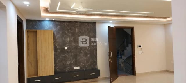 Raheja DLF City Floors