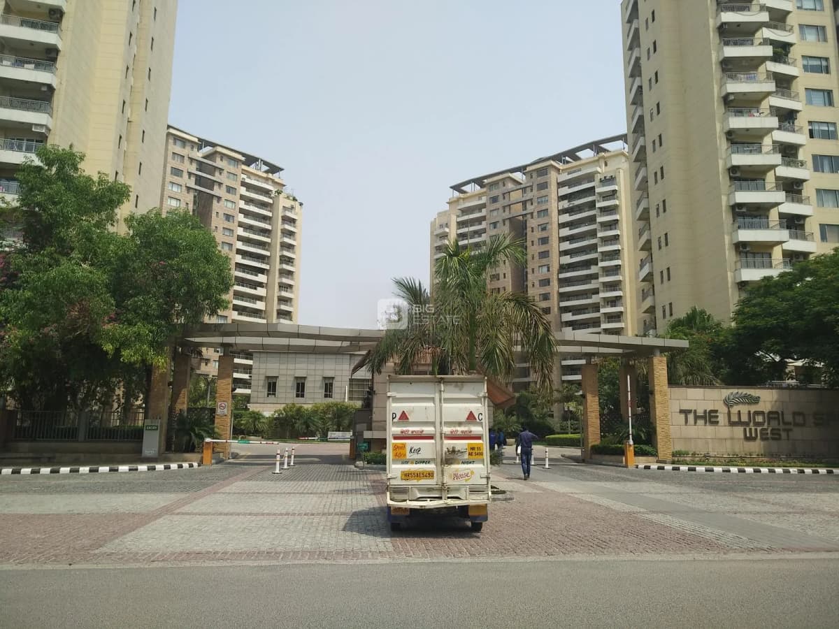 Unitech The World Spa South 1