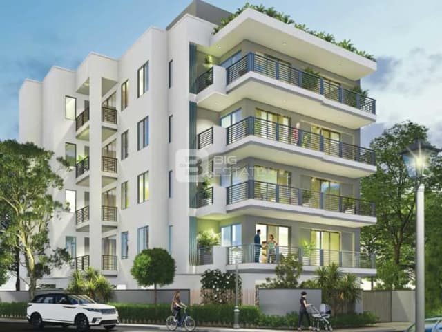 DLF Independent Floors At DLF Gardencity