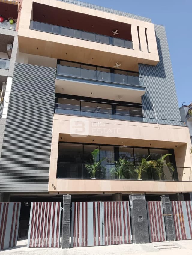 Arun GGR Floor 30
