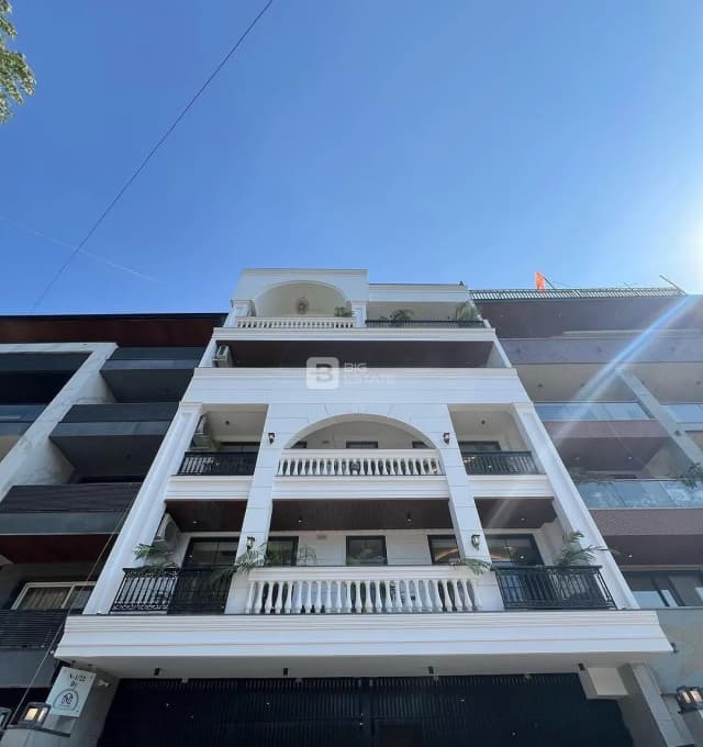 Ashley Estate Floors 8