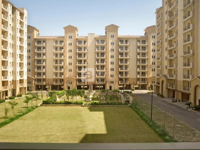 Emaar Palm Select