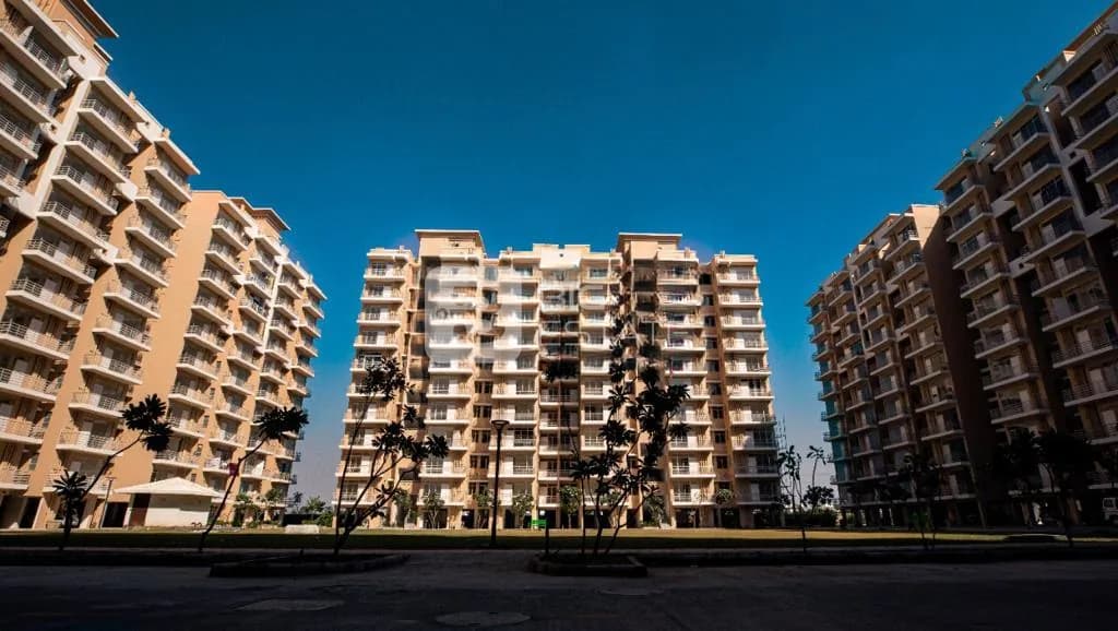 Breez Global Heights 1