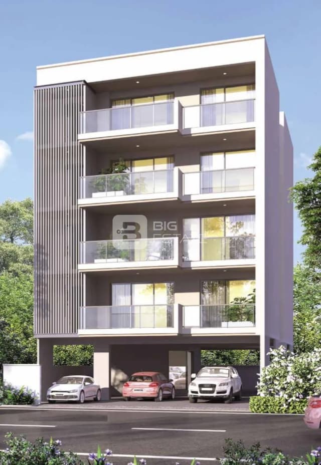 DLF Platinum Residences