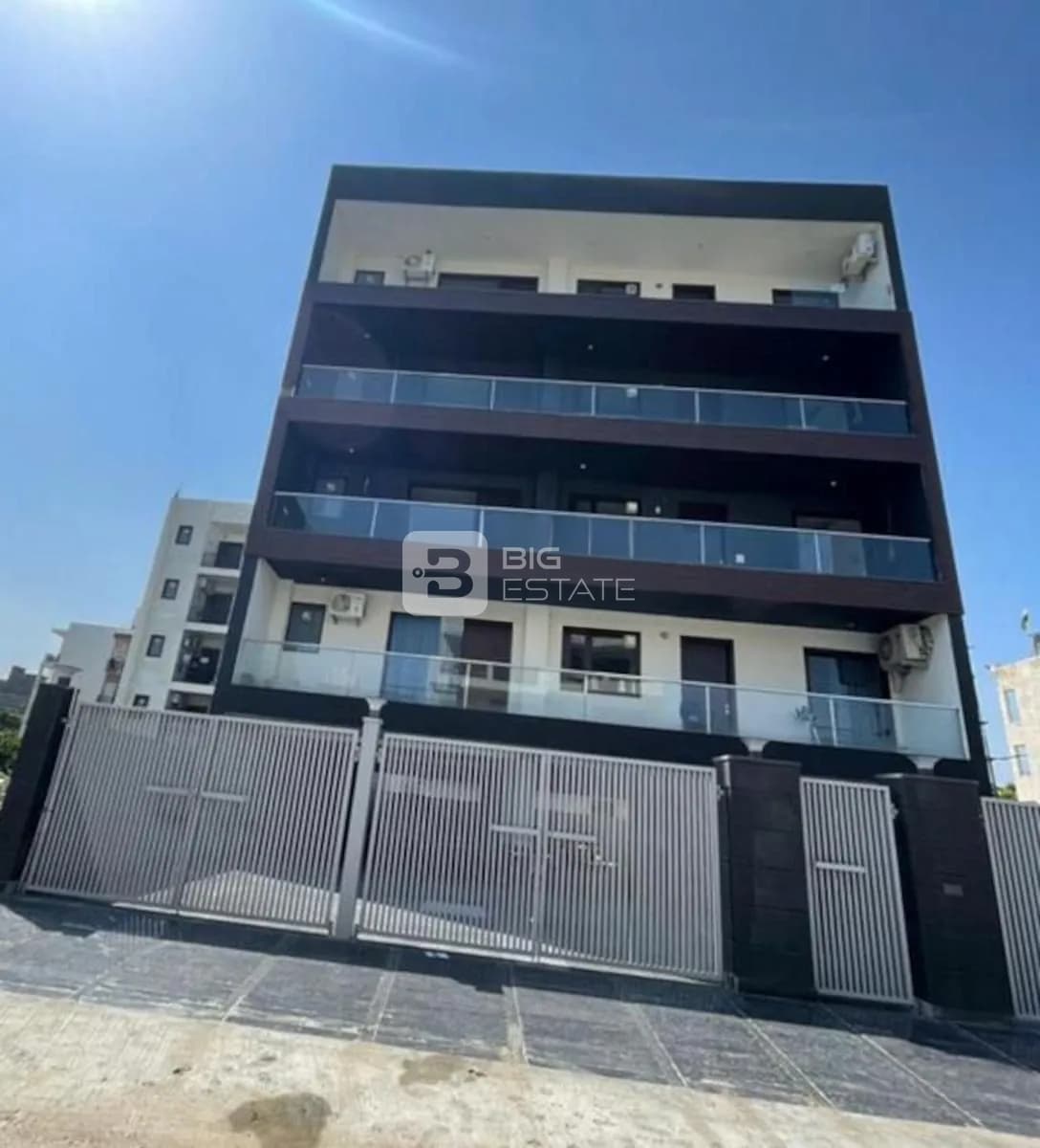 Inder Luxury Builder Floor Sector 57 1