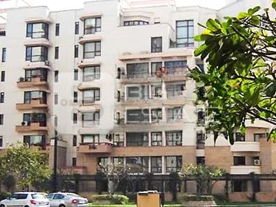 Silverglades The Laburnum 1