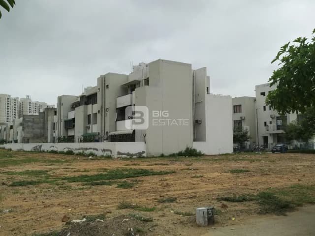Vatika Independent Floors