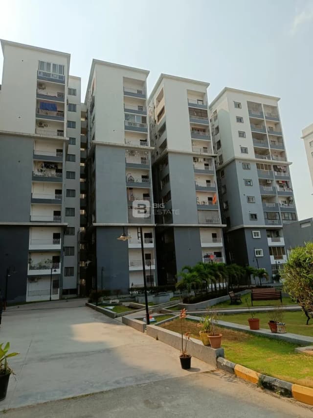 Saket Pranamam